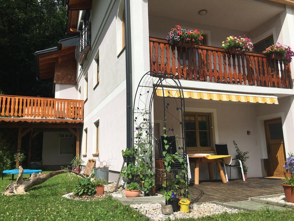 Ferienwohnung Oswald Fuschlsee ホーフ・バイ・ザルツブルク エクステリア 写真